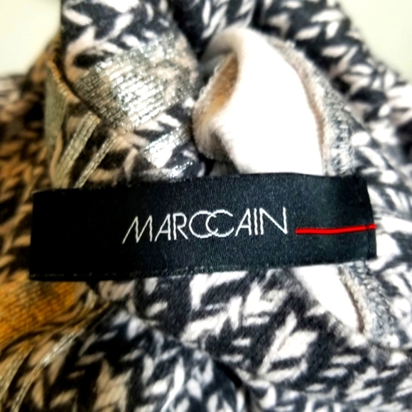 Marc Cain - Grey Central Park Print Short Sleeve Turtleneck Sweater. Size: S/M. - Picture 8 of 9